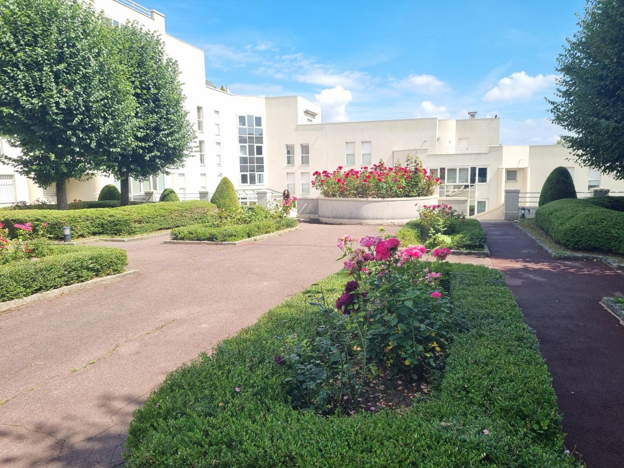 Séjour chez l'habitant Avec Sdb Et Toilettes Privatives Rosny-Sous-Bois