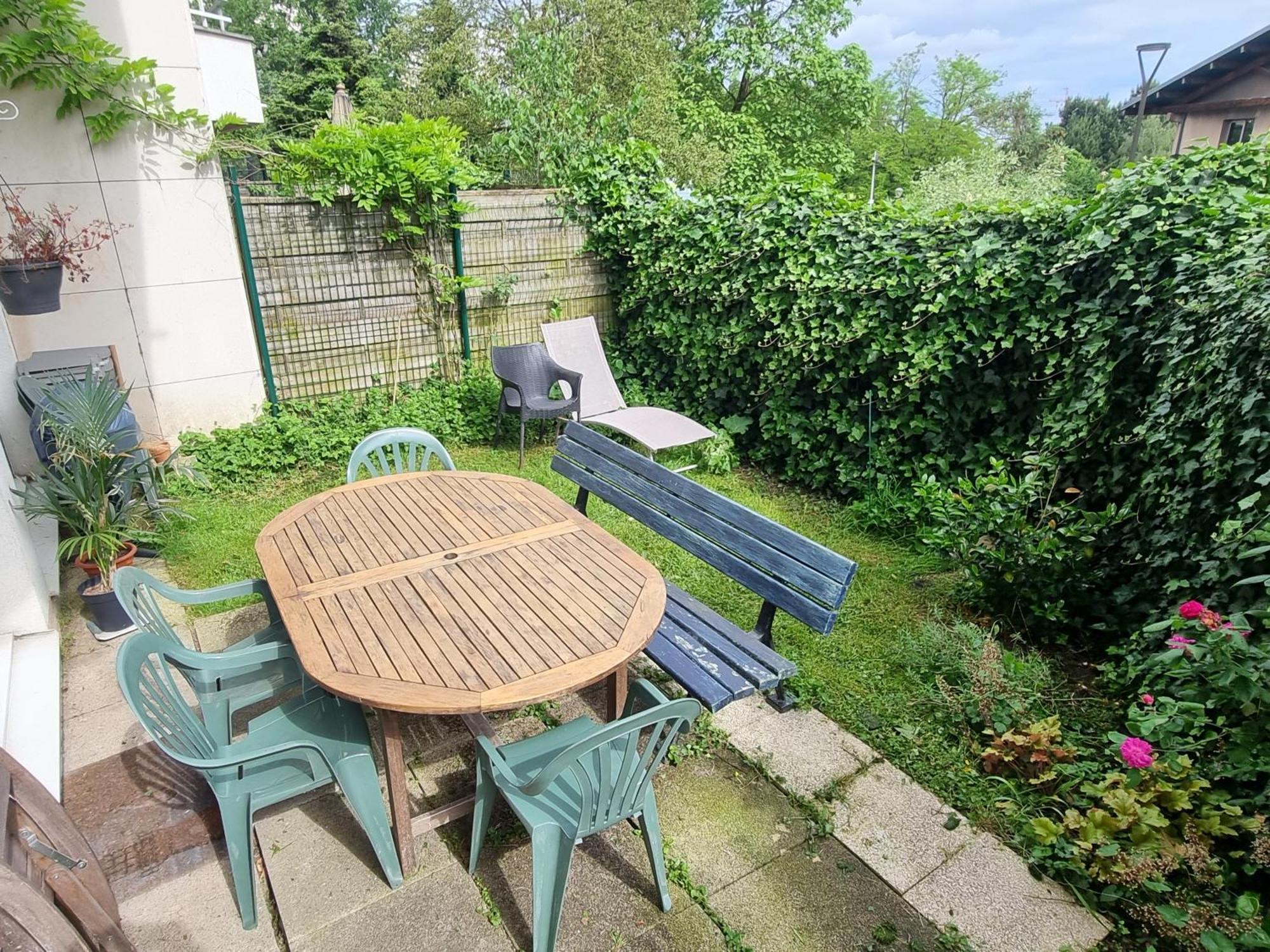 Séjour chez l'habitant Avec Sdb Et Toilettes Privatives *